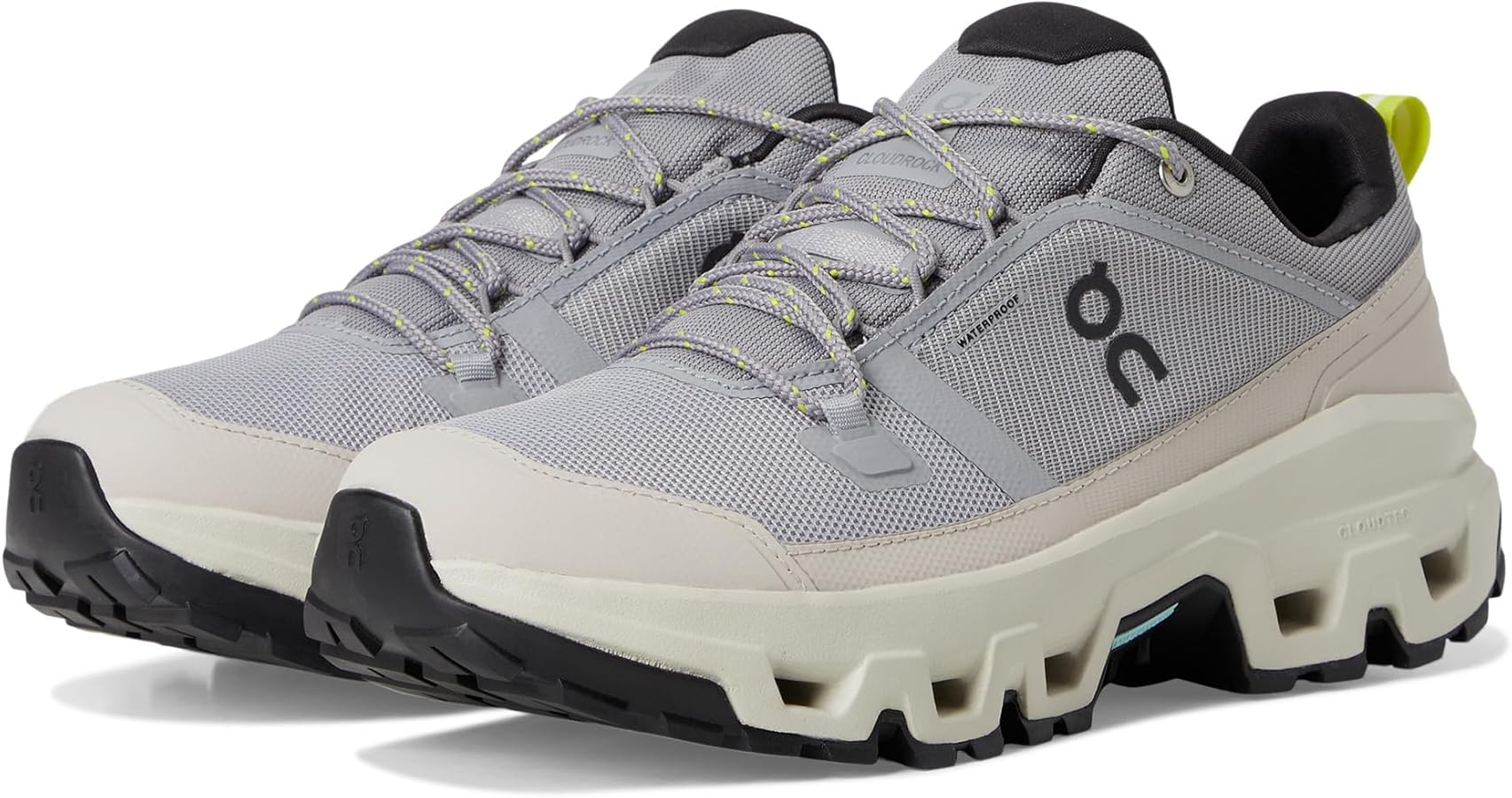 Amazon | [On] レディース 靴 アウトドア ハイキングシューズ クラウド